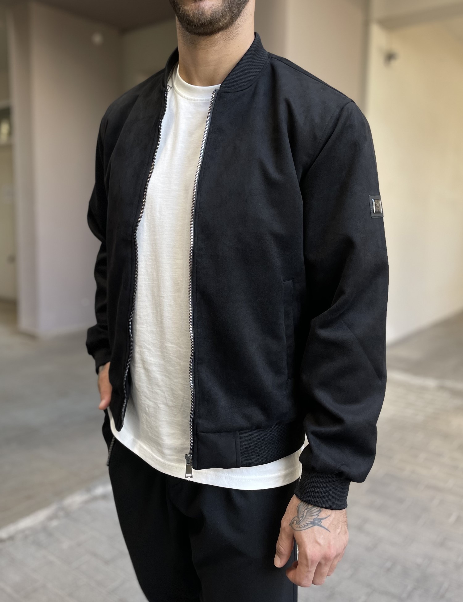 Ανδρικό μαύρο σουέτ μπουφάν Bomber HM264049 φωτογραφία